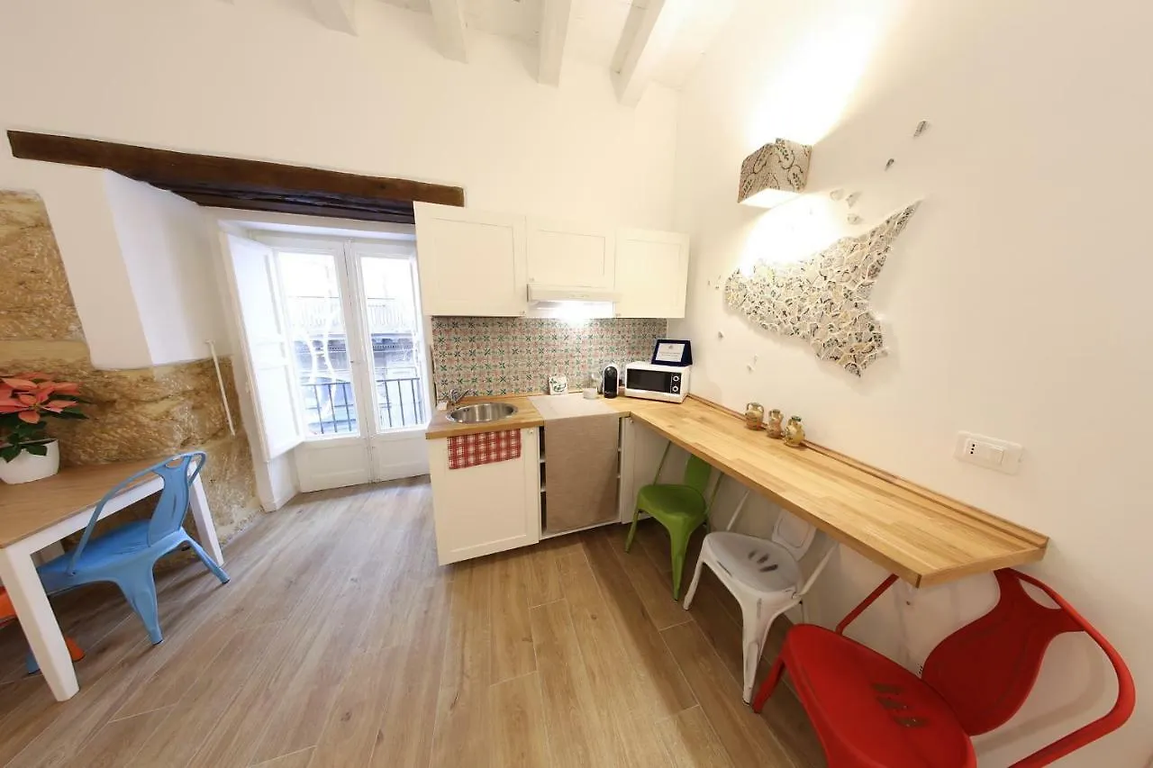 Bedda Mari Rooms & Suite Palermo 2*,  Italia