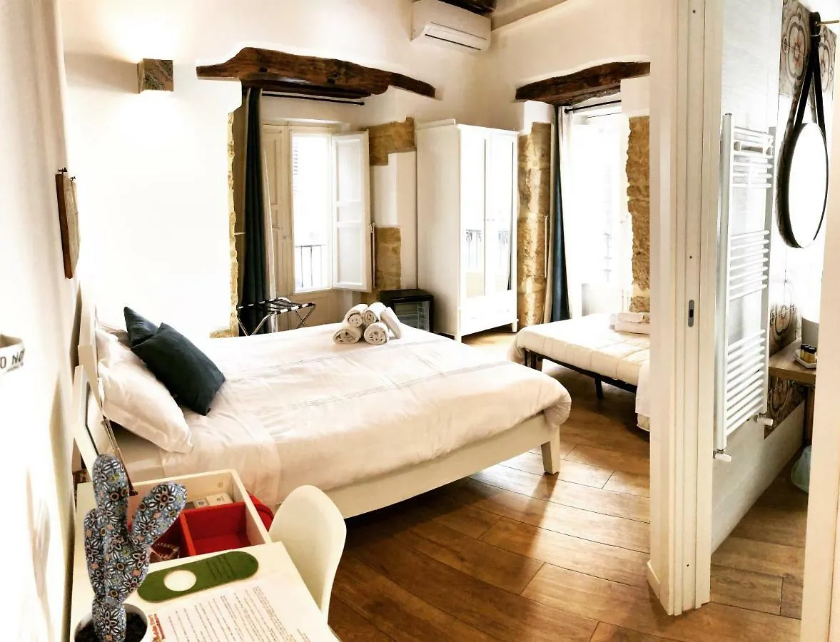 ** Bed and breakfast Bedda Mari Rooms & Suite Palermo Italia