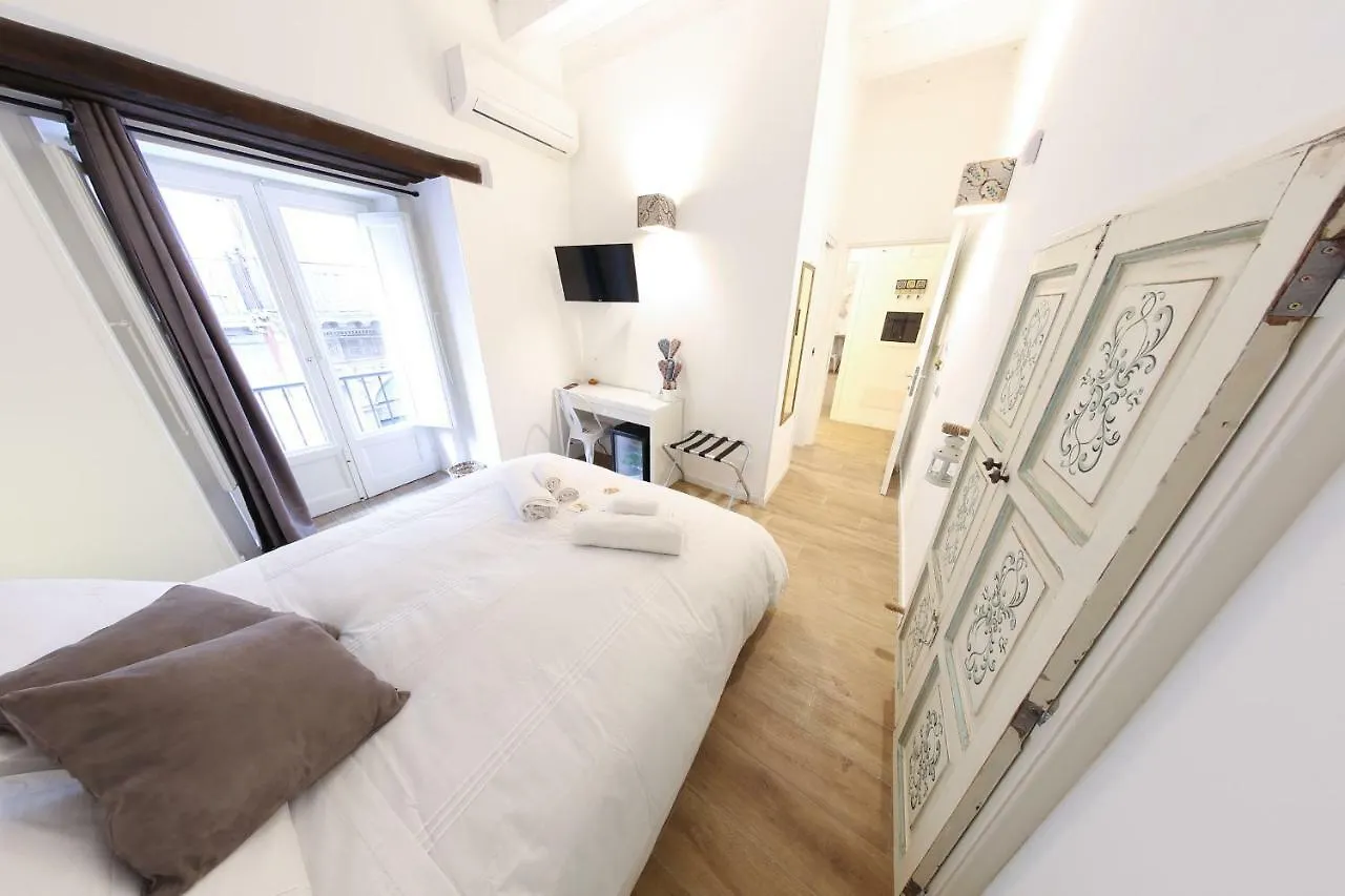 Bedda Mari Rooms&Suite Palermo Bed & Breakfast